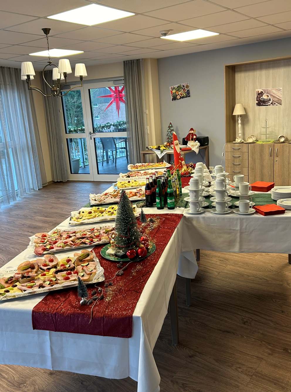 Einrichtungsleiter Tagung - Buffet