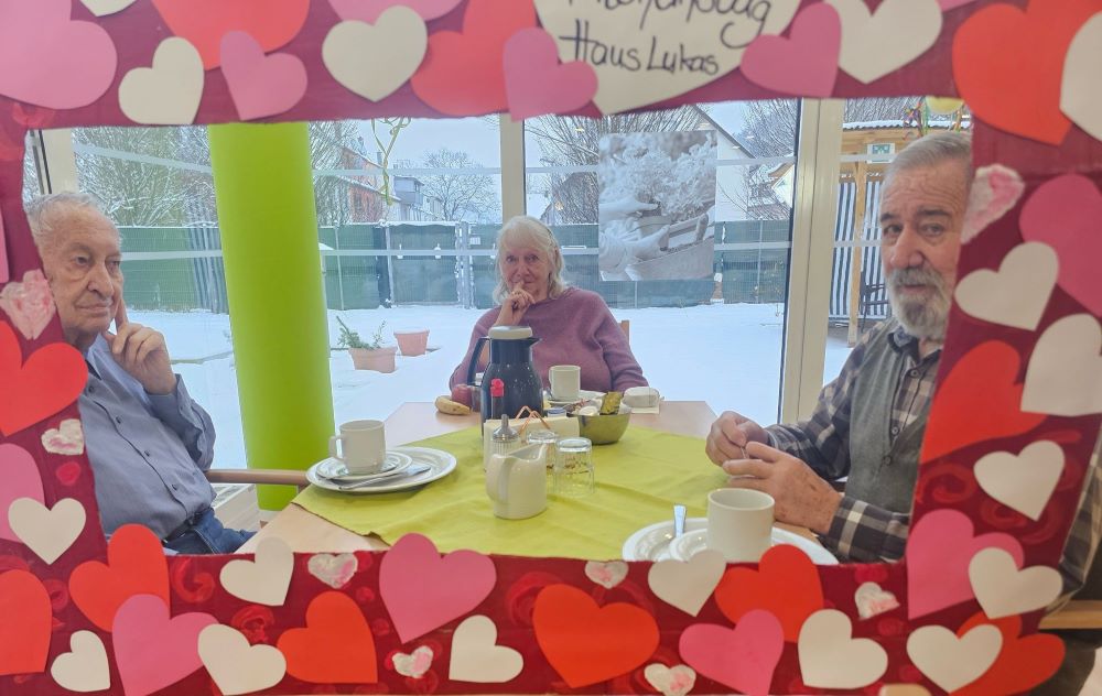 Liebevoller Valentinstag im Haus Lukas