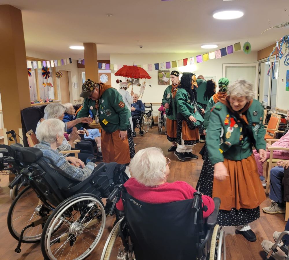 Närrische Faschingszeit im Haus Sibylla – Musik, Tanz und Lebensfreude