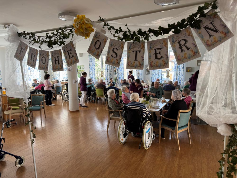 Fröhlicher Osterbrunch im Haus Valentin