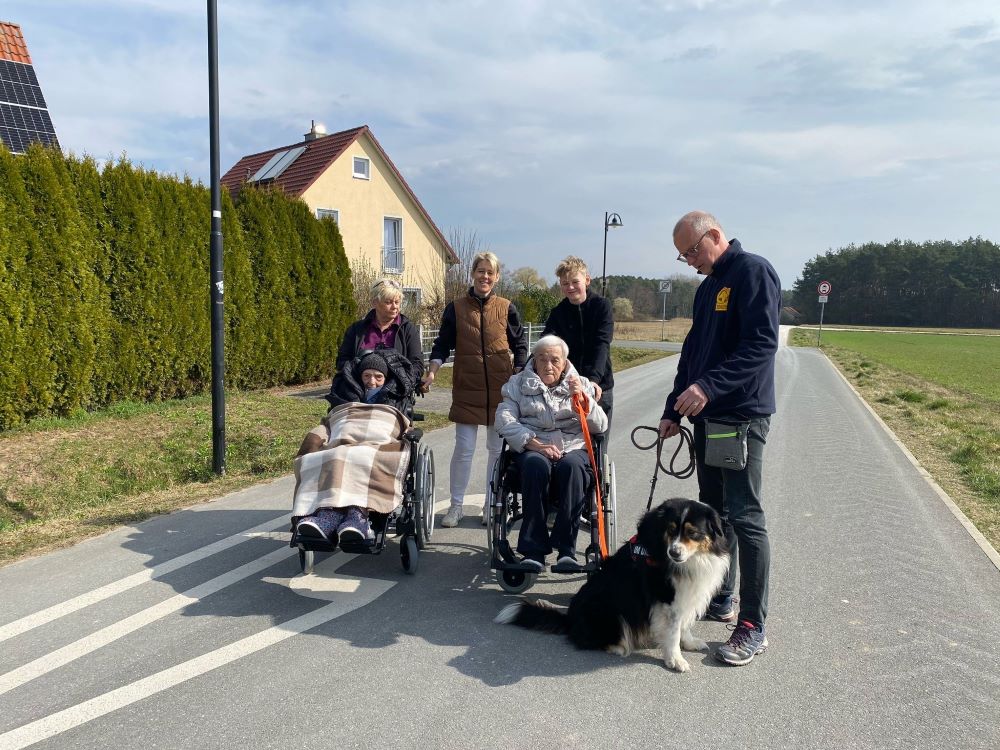 ASB-Besuchshund Elliot sorgt für Freude
