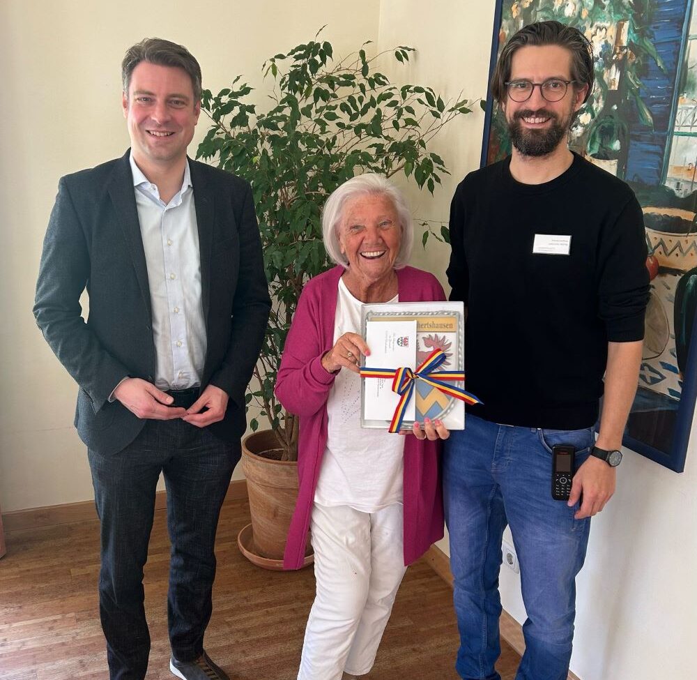 85 Jahre Lebensfreude: Wir gratulieren Frau Ingrid Frank herzlich zum Geburtstag!