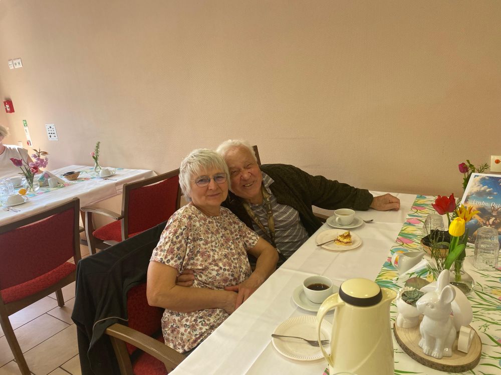 Oster Café mit Chorauftritt in der Seniorenresidenz Am Park