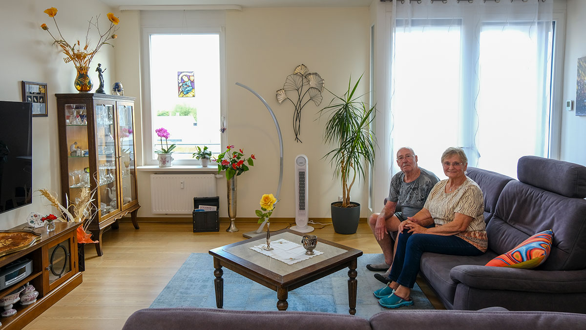 Ehepaar in eigener Wohnung im Service-Wohnen der Seniorenresidenz Bölschestraße