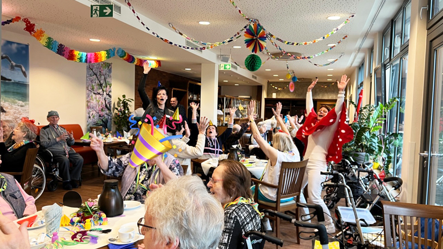 Carnival at the Bölschestraße senior citizens' residence