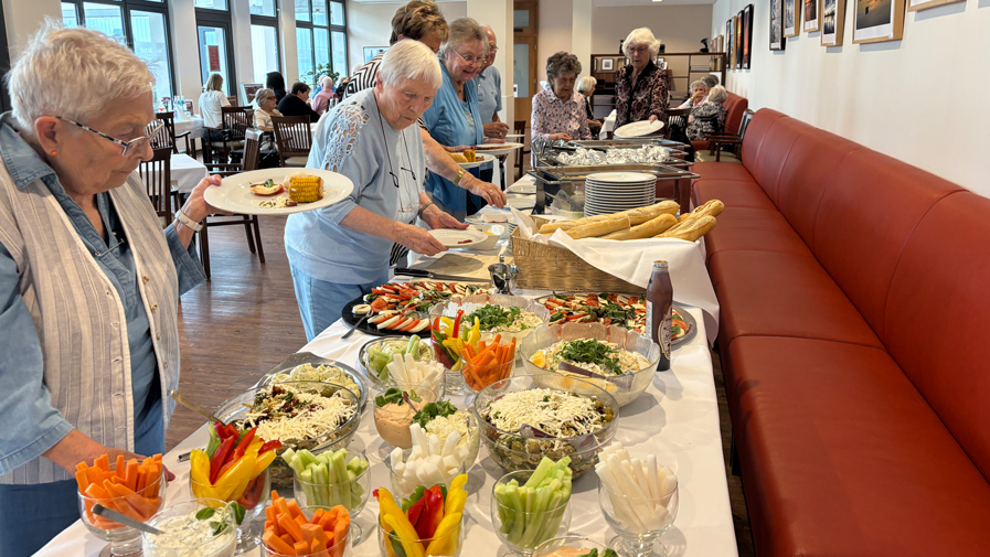 Boe-Service-Living-Buffet-Intra-1.jpg