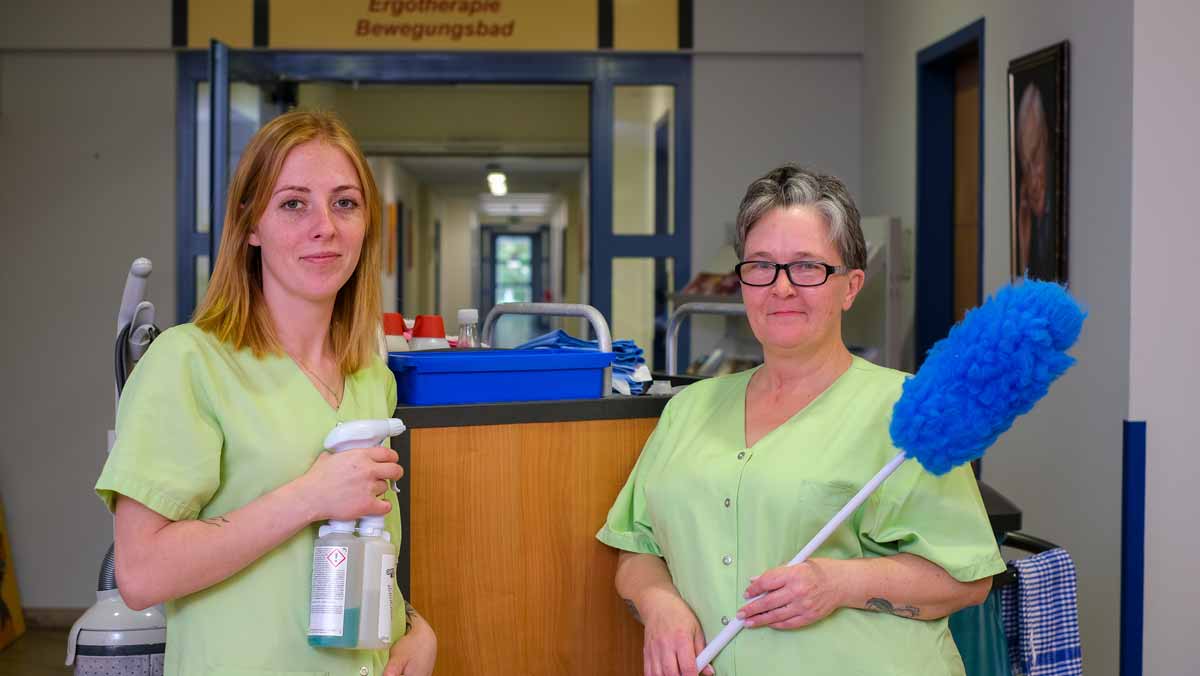 Team Reinigung im Service-Wohnen der Seniorenresidenz Am Schlosspark