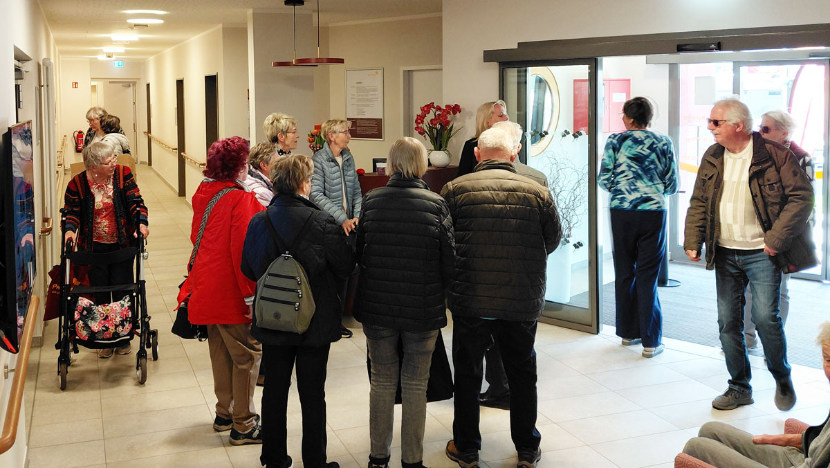 Guests in the foyer at the open day at Nordend Residence