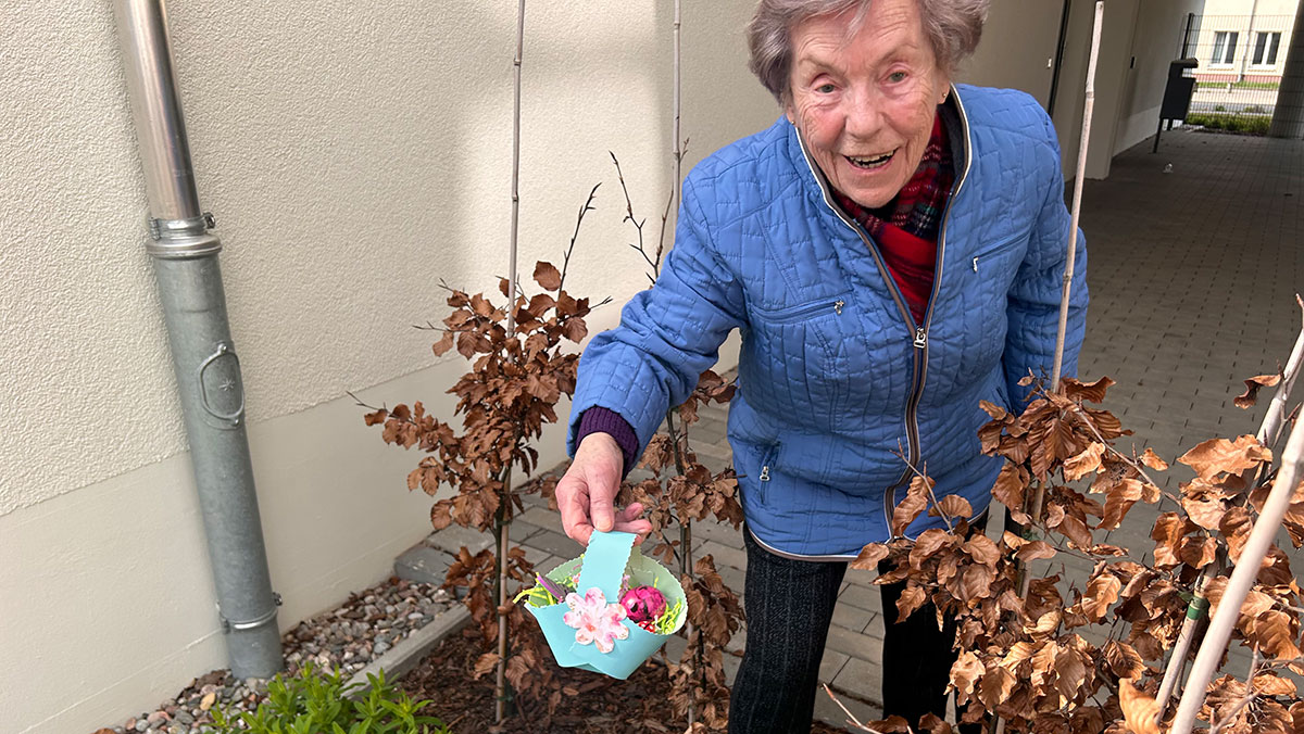 Seniorin sucht Osternest in der Tagespflege Eberswalde