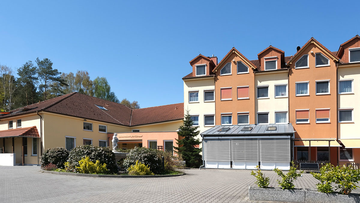 Außenansicht ProCurand Stationäre Pflege Seniorenresidenz Am Görnsee