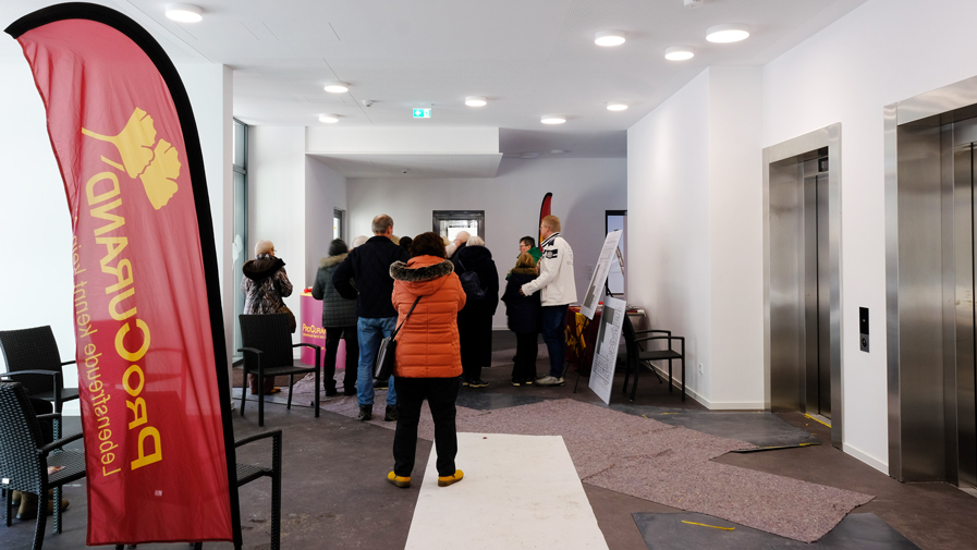 Hallorenring-TagderoffenenTuer-1.jpg