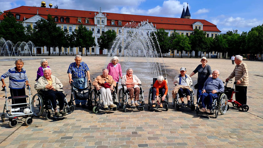 Ein Ausflug der Seniorenresidenz Am Krökentor einen Ausflug zum Magdeburger Dom
