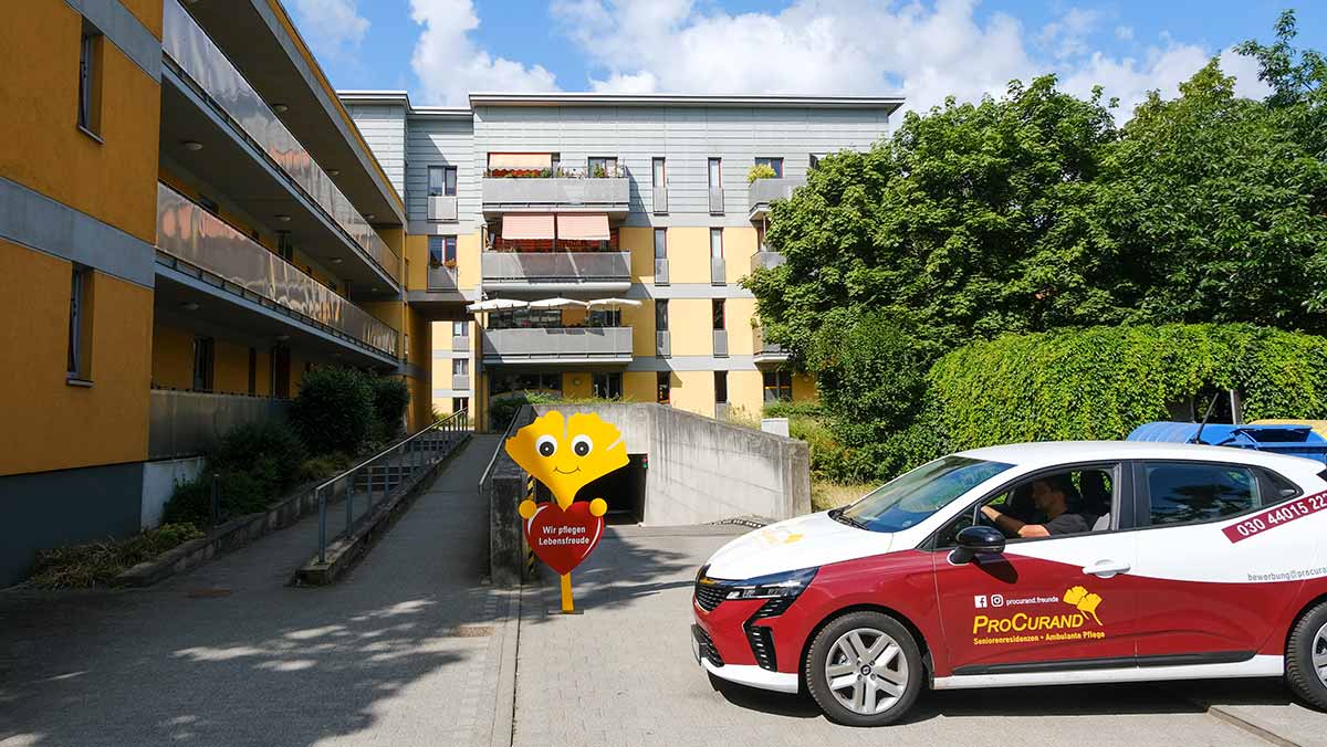 Standort Ambulante Pflege Potsdam mit ProCurand-Auto und Ginkgo