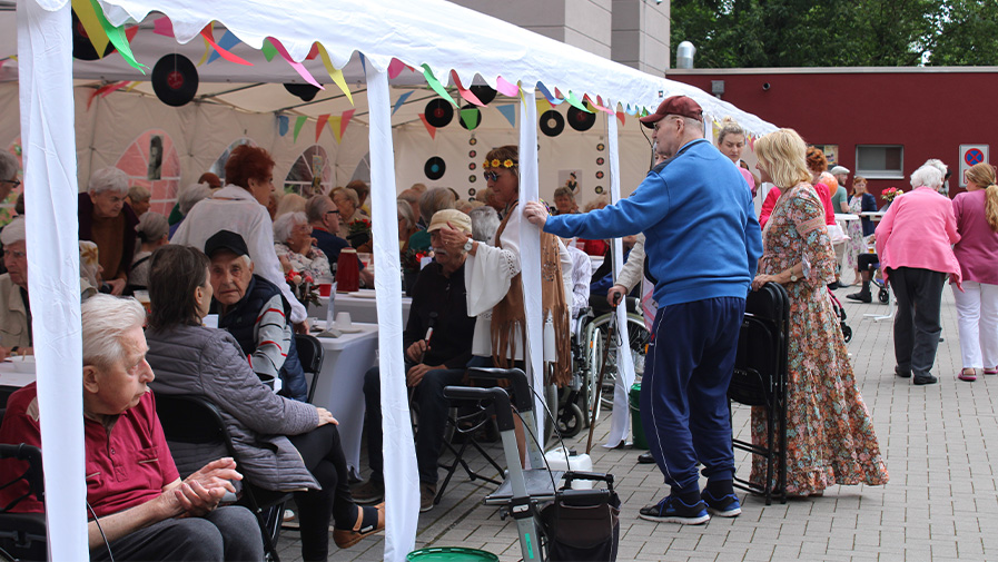 P_HP-Sommerfest-Intra1.jpg