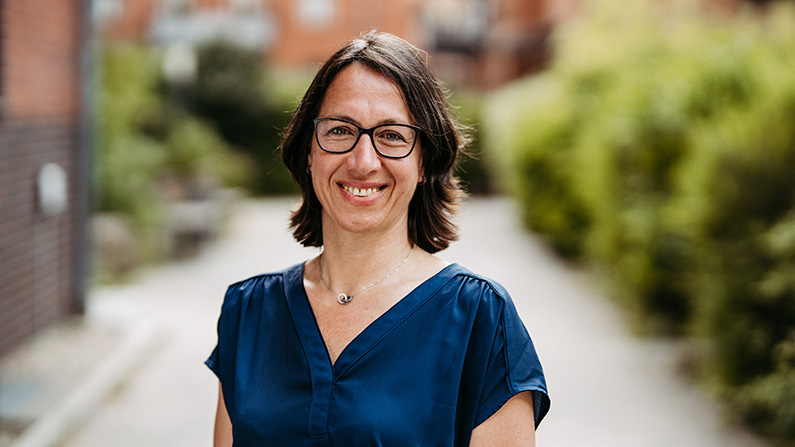Portr&auml;t von Judith B&ouml;gelsack, Gesch&auml;ftsf&uuml;hrung und Leitung Unternehmensentwicklung & Service-Wohnen, ProCurand Unternehmensgruppe