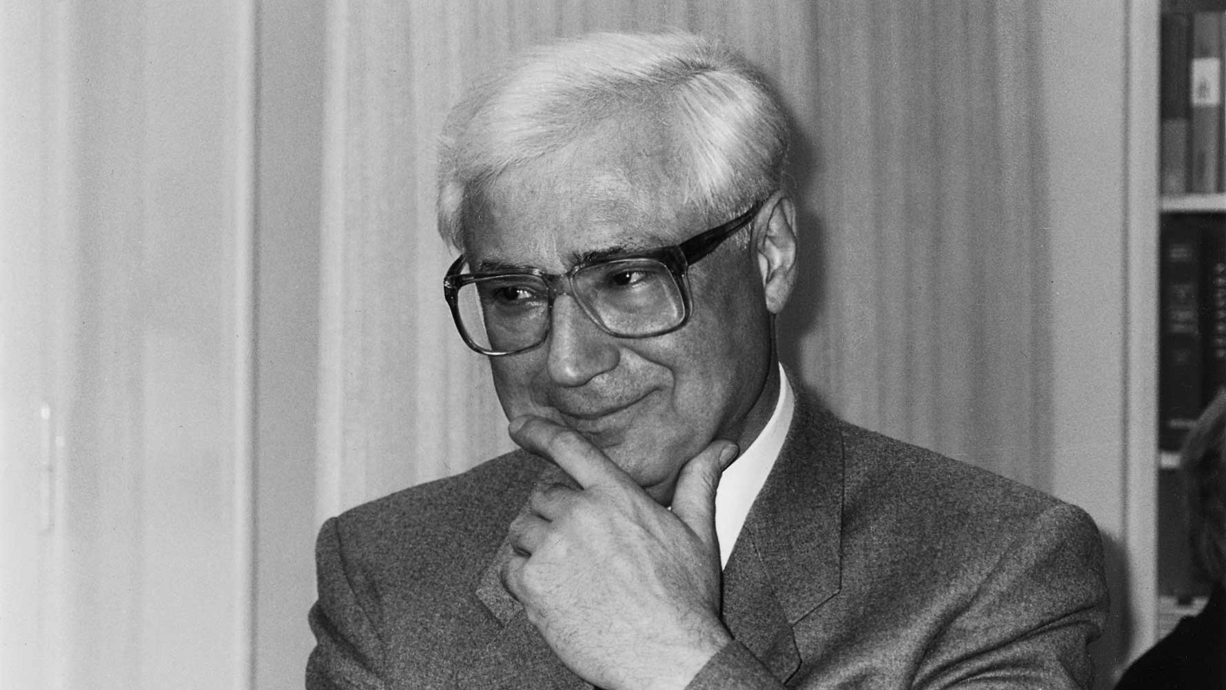 Erinnerungsbild von Prof. Dr. Adolf Theis während seiner Zeit als Präsident an der Universität Tübingen