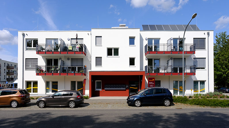 Au&szlig;enansicht der Tagespflege Strausberg in der Wriezener Stra&szlig;e