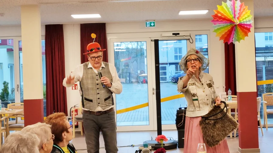 Fasching in der Tagespflege Wriezener Straße in Strausberg